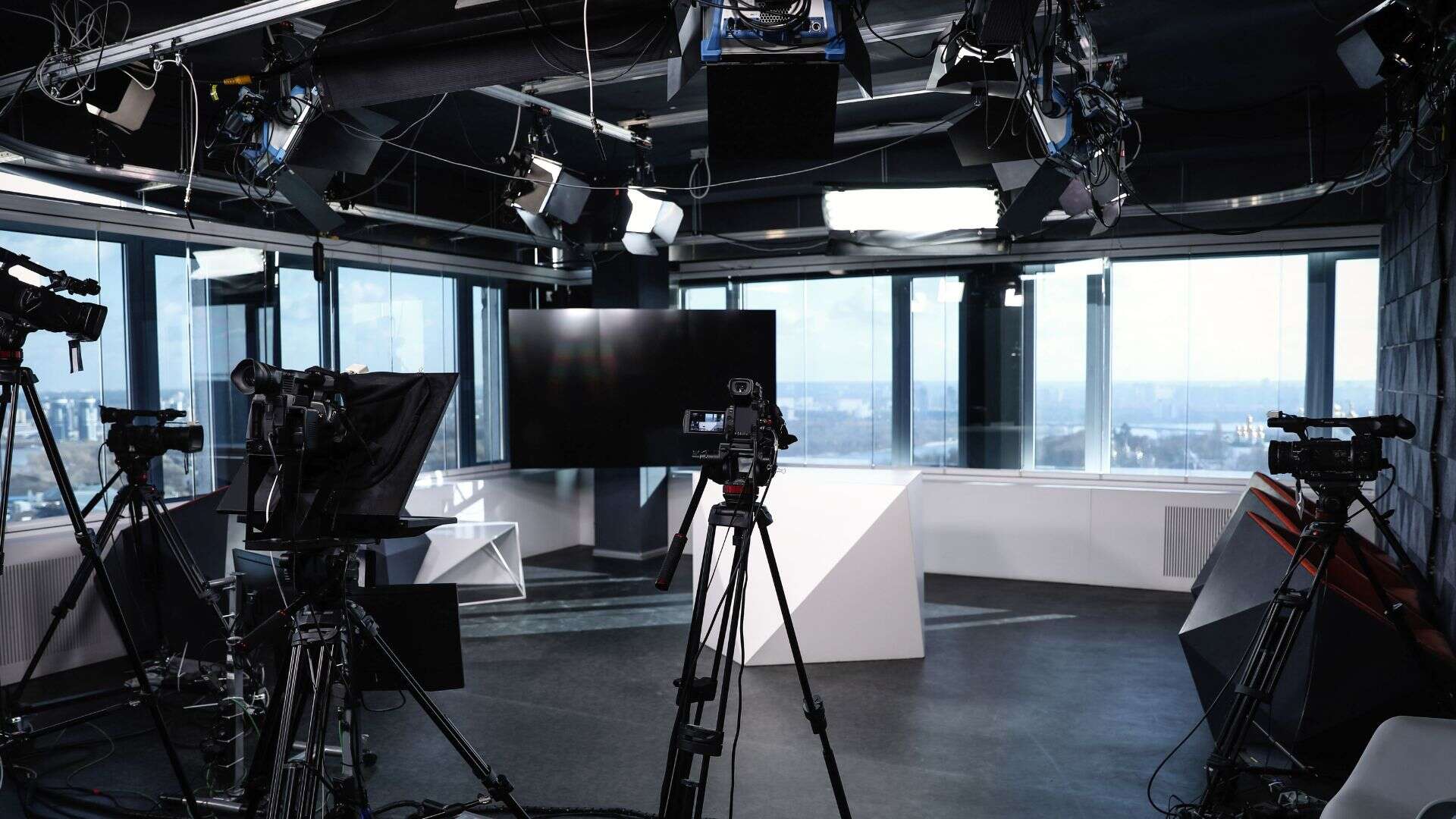 הפקת סרטונים לעסק 1 הפקת סרטונים לעסק